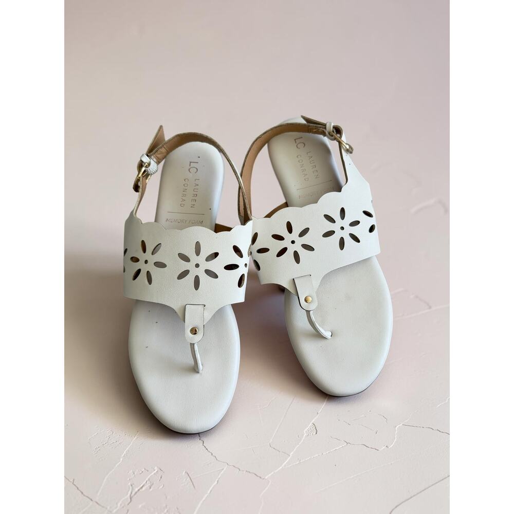 LC LAUREN CONRAD White Eyelet Sandals Size 10